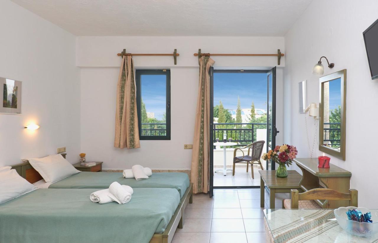 Dionysos Apartments & Studios Stalida Exterior photo